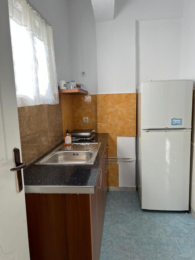Nona'S Rooms Химара Экстерьер фото