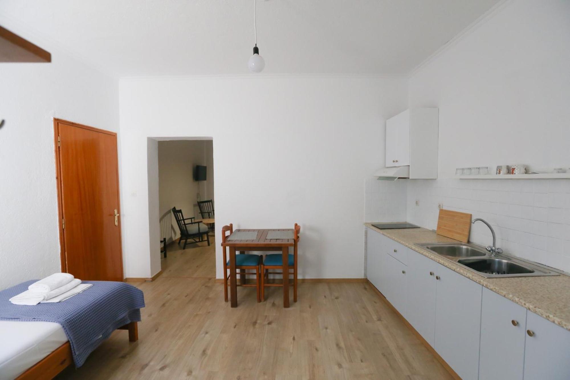 Nona'S Rooms Химара Экстерьер фото